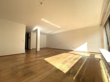 Wohn- und Essbereich - Reihenmittelhaus in 73760 Ostfildern mit 124m² kaufen