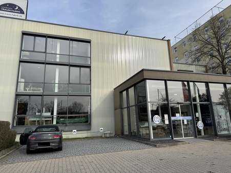IMG_0217 - Halle in 70771 Leinfelden-Echterdingen mit 2000m² kaufen
