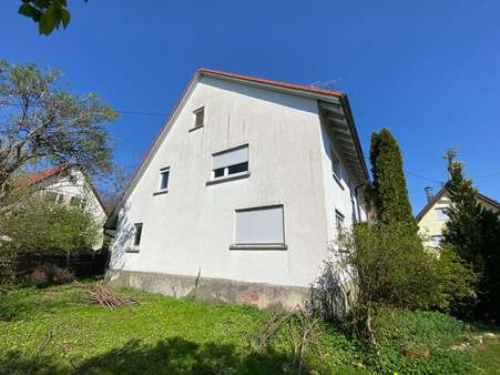 Seitenansicht - Zweifamilienhaus in 73252 Lenningen mit 212m² kaufen