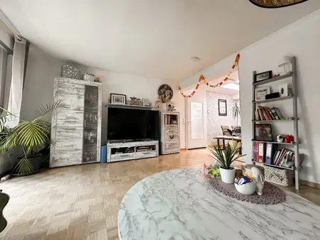 ERBBAURECHT: Charmante 3-Zimmer-Wohnung 