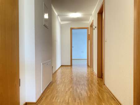 Flur Flur - Etagenwohnung in 73760 Ostfildern mit 80m² kaufen