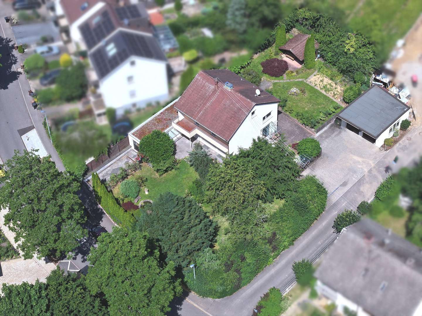 Vogelperspektive Anwesen Vogelperspektive Anwesen - Einfamilienhaus in 70771 Leinfelden-Echterdingen mit 148m² kaufen