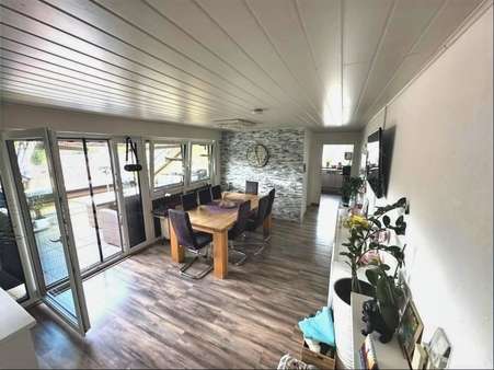 Wohnen_Essen3 Wohnen_Essen3 - Dachgeschosswohnung in 72636 Frickenhausen mit 104m² kaufen