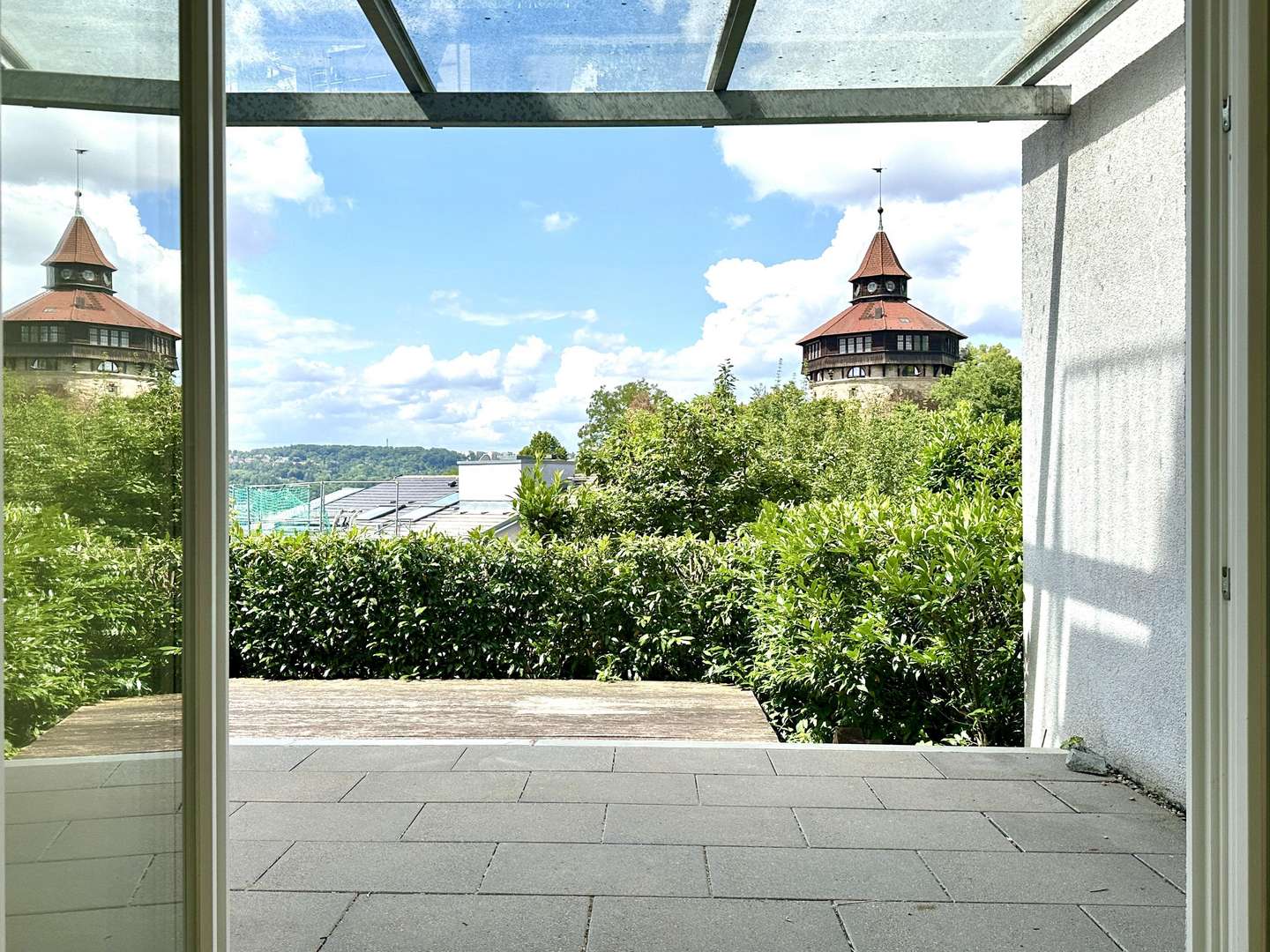 Terrasse und Dicker Turm Terrasse und Dicker Turm - Etagenwohnung in 73728 Esslingen mit 132m² kaufen