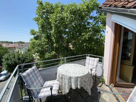 Balkon (1. DG) Balkon (1. DG) - Dachgeschosswohnung in 72658 Bempflingen mit 94m² kaufen