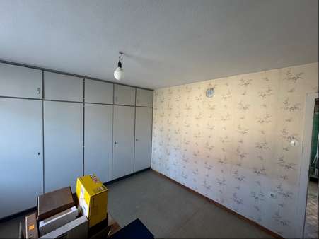 Zimmer 2 EG Zimmer 2 EG - Zweifamilienhaus in 72636 Frickenhausen mit 163m² kaufen