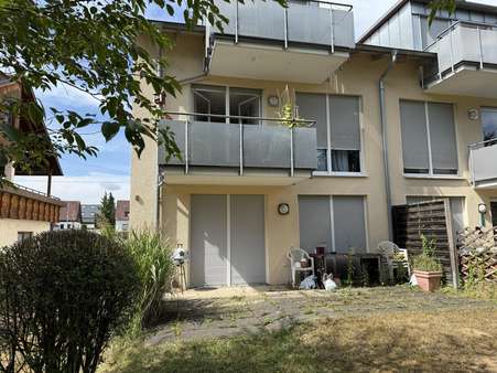 Blick auf die Terrasse Nordseite - Erdgeschosswohnung in 73734 Esslingen mit 89m² kaufen