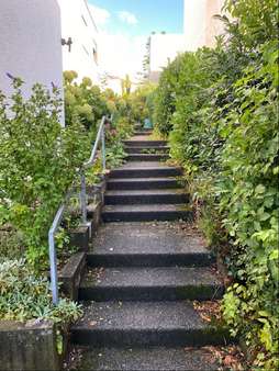 Zugang zum Haus - Doppelhaushälfte in 73733 Esslingen mit 103m² kaufen