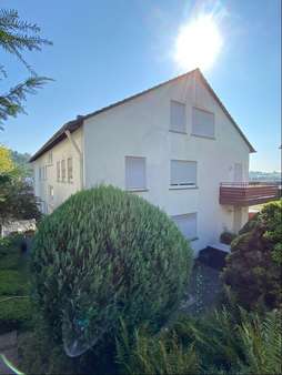 Rückansicht Haus Rückansicht Haus - Mehrfamilienhaus in 73733 Esslingen mit 399m² kaufen