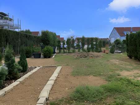 Garten mit Sondernutzungsrecht Garten mit Sondernutzungsrecht - Erdgeschosswohnung in 73770 Denkendorf mit 53m² kaufen
