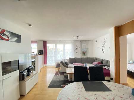 Wohnen und Essbereich Wohnen und Essbereich - Erdgeschosswohnung in 73770 Denkendorf mit 53m² kaufen