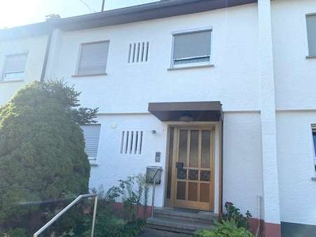 Hausansicht Hausansicht - Reihenmittelhaus in 72669 Unterensingen mit 112m² kaufen