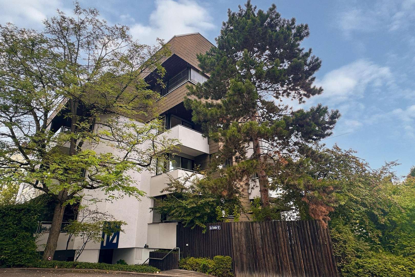 Außenansicht Straßenseite - Etagenwohnung in 70192 Stuttgart mit 84m² kaufen