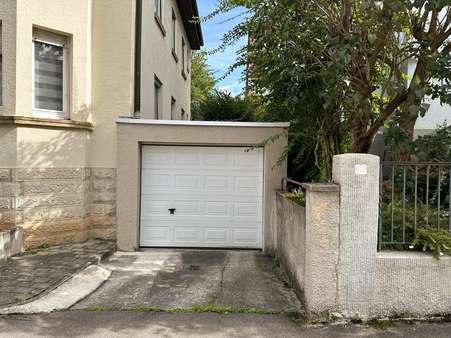 Garage Garage - Mehrfamilienhaus in 73730 Esslingen mit 190m² kaufen
