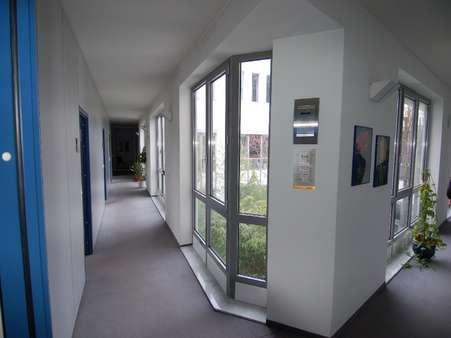 null - Büro in 70771 Leinfelden-Echterdingen mit 280m² günstig mieten