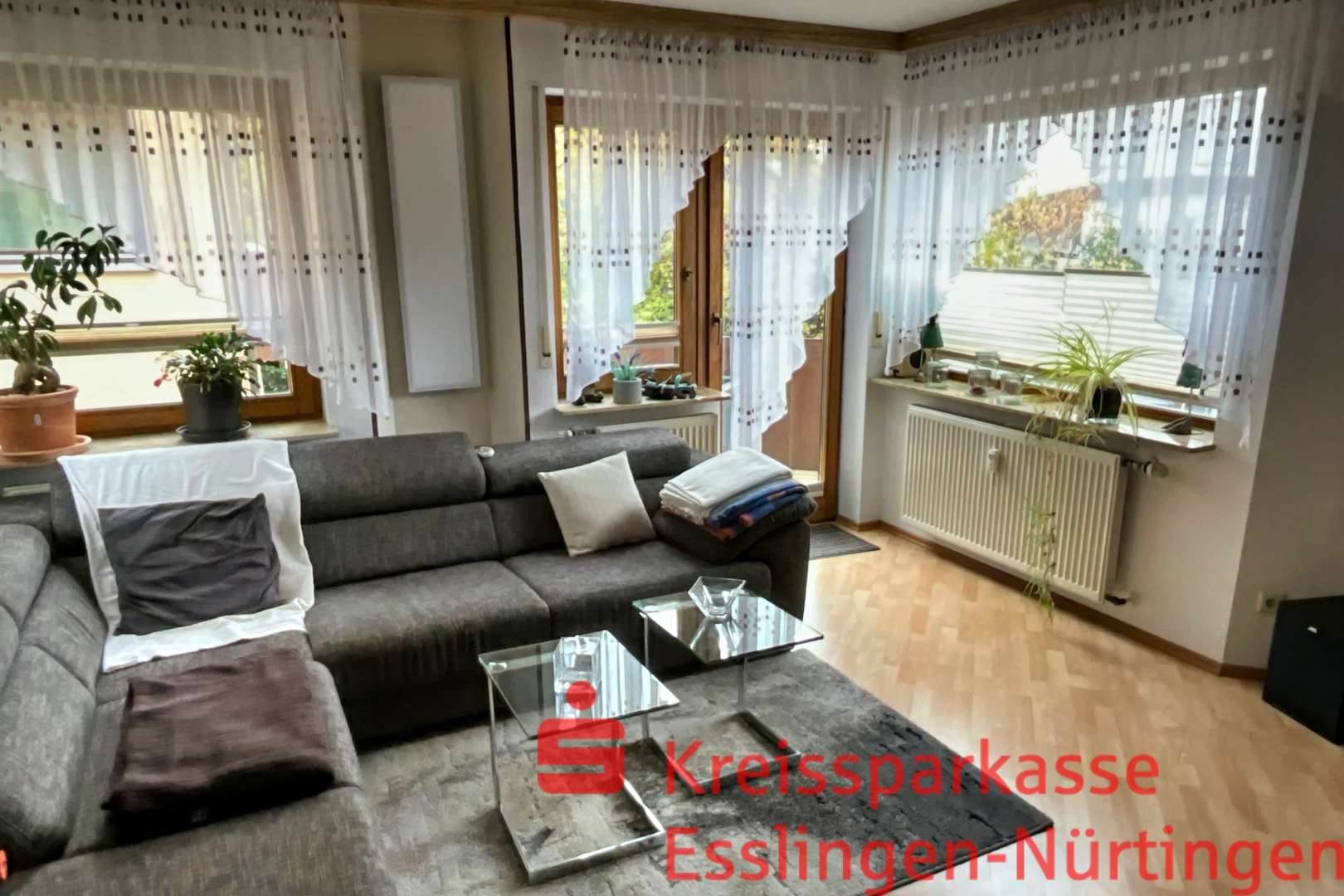 Helles Wohnzimmer - Etagenwohnung in 70794 Filderstadt mit 52m² kaufen