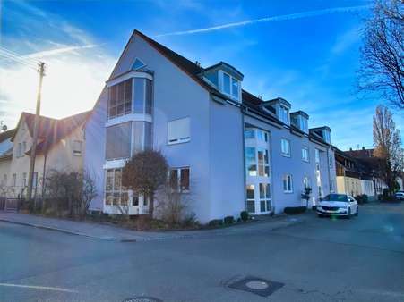 Außenansicht - Erdgeschosswohnung in 73230 Kirchheim mit 80m² kaufen