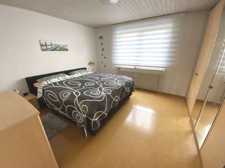 Schlafzimmer - Erdgeschosswohnung in 73230 Kirchheim mit 80m² kaufen