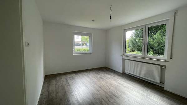 Schlafzimmer Erdgeschoss - Zweifamilienhaus in 73431 Aalen mit 200m² kaufen