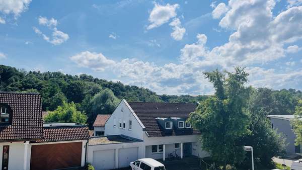 Ausblick Balkon Erdgeschoss - Doppelhaushälfte in 73529 Schwäbisch Gmünd mit 150m² kaufen