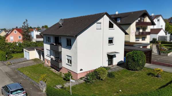 Außenansicht - Zweifamilienhaus in 73574 Iggingen mit 195m² kaufen