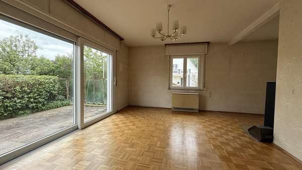 Wohnzimmer Erdgeschoss - Einfamilienhaus in 73441 Bopfingen mit 255m² kaufen