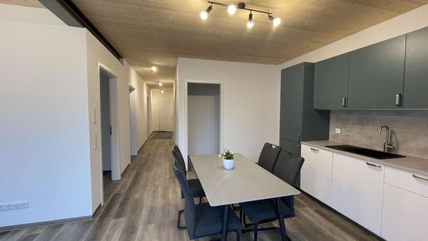 Esszimmer und Küche - Erdgeschosswohnung in 73434 Aalen mit 89m² kaufen