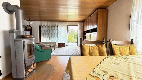 Wohn-/Esszimmer Erdgeschoss Wohn-/Esszimmer Erdgeschoss - Einfamilienhaus in 73529 Schwäbisch Gmünd mit 139m² kaufen