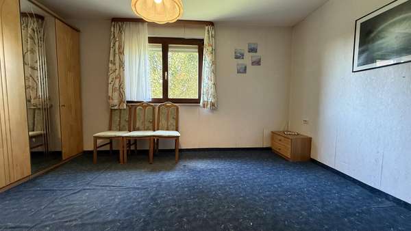 Schlafzimmer Erdgeschoss - Einfamilienhaus in 73467 Kirchheim mit 106m² kaufen
