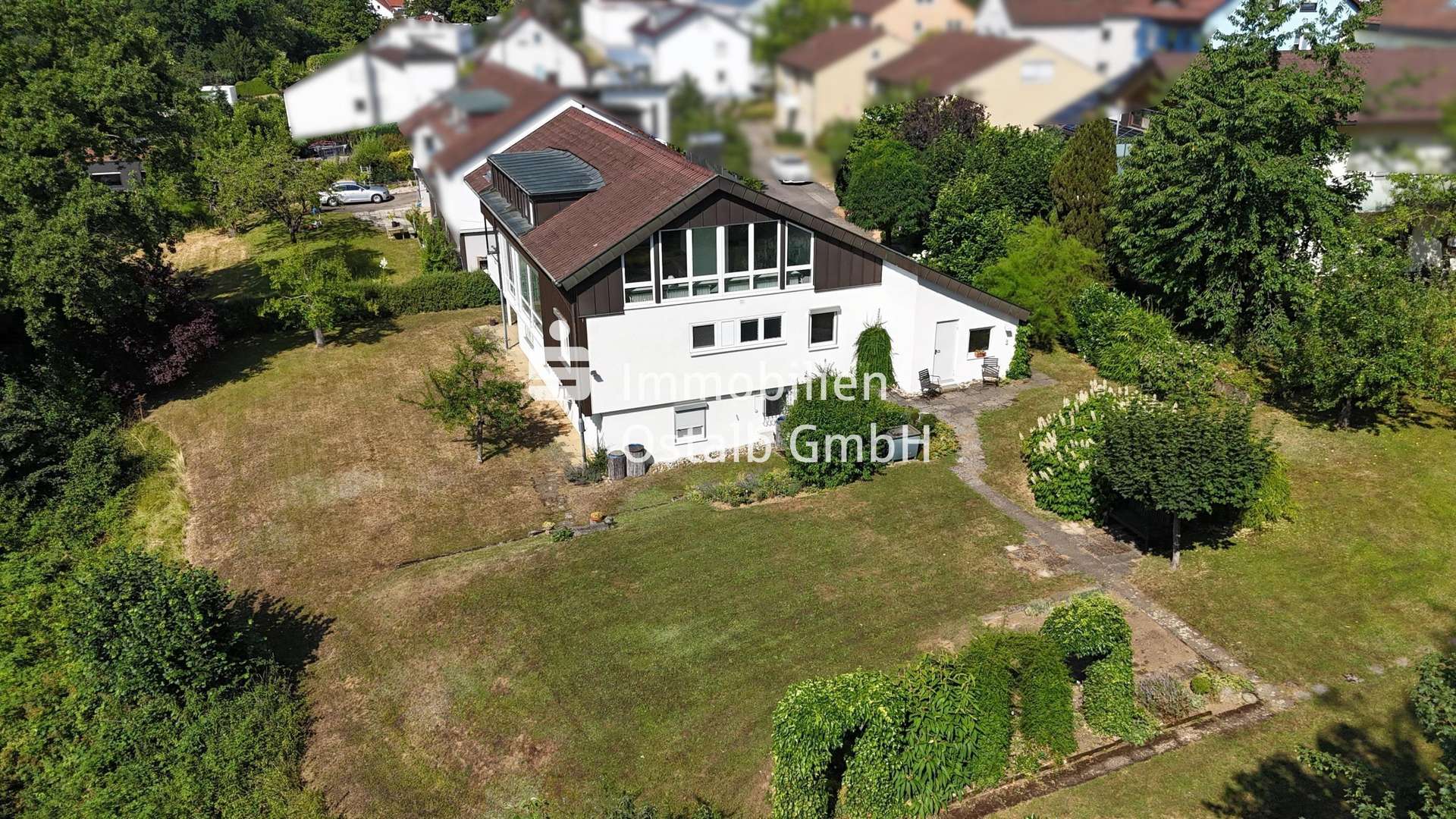 Außenansicht Außenansicht - Zweifamilienhaus in 73529 Schwäbisch Gmünd mit 247m² kaufen
