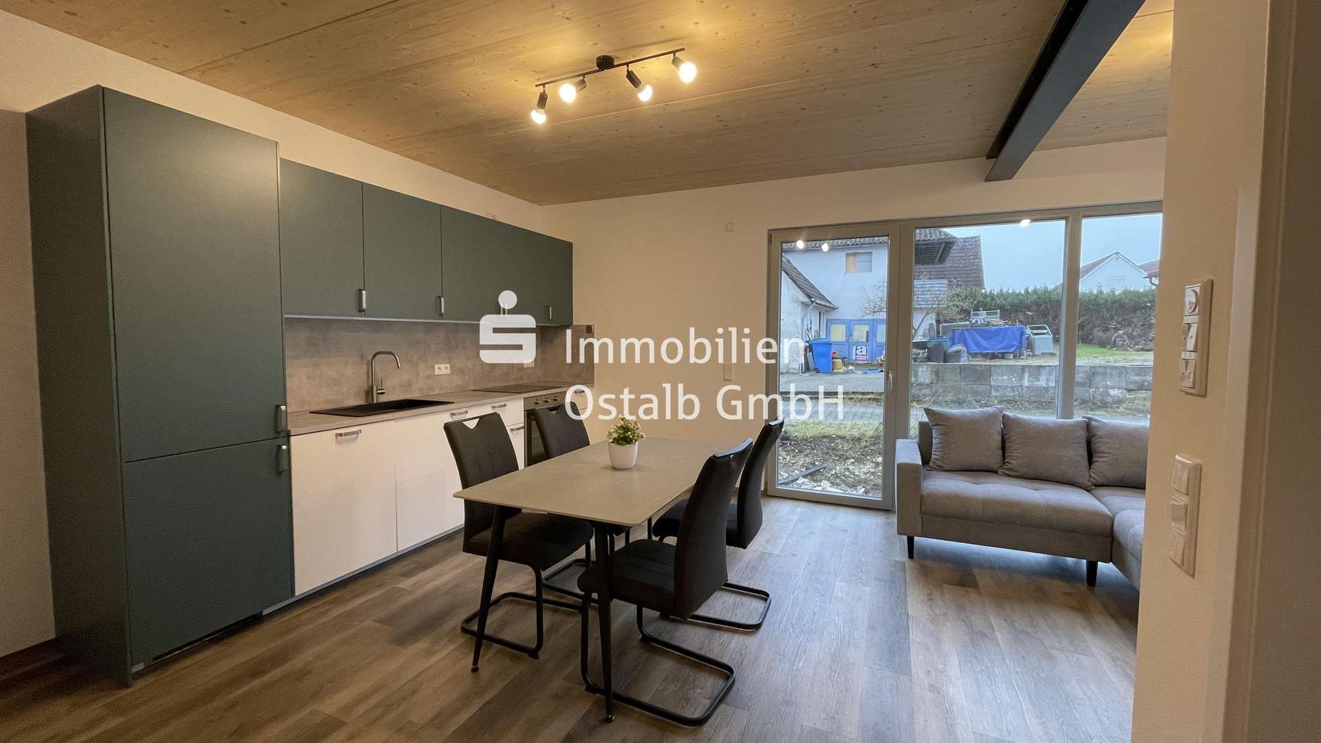 Esszimmer und Küche - Erdgeschosswohnung in 73434 Aalen mit 89m² kaufen