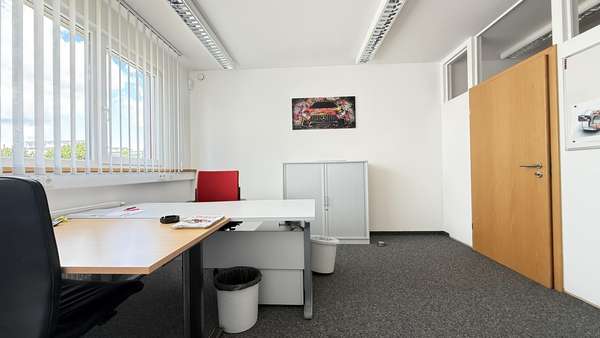Büro Büro - Büro in 73571 Göggingen mit 645m² kaufen