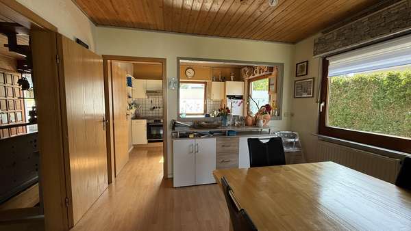 Küche + Essbereich Erdgeschoss - Einfamilienhaus in 73447 Oberkochen mit 150m² kaufen