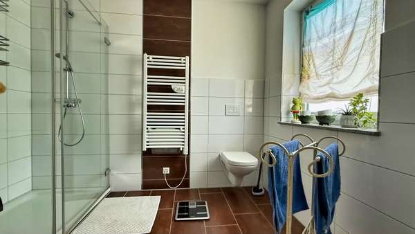 Badezimmer - Reiheneckhaus in 73447 Oberkochen mit 150m² kaufen