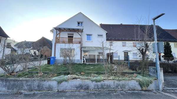 Ansicht Ansicht - Erdgeschosswohnung in 73466 Lauchheim mit 83m² kaufen