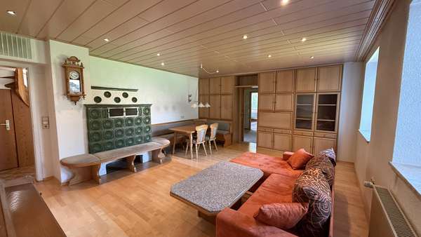 Wohn-/ Essbereich Erdgeschoss - Einfamilienhaus in 73450 Neresheim mit 209m² kaufen