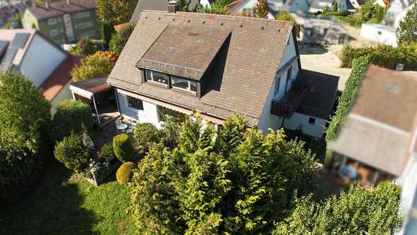 Ansicht Ansicht - Zweifamilienhaus in 73430 Aalen mit 184m² kaufen