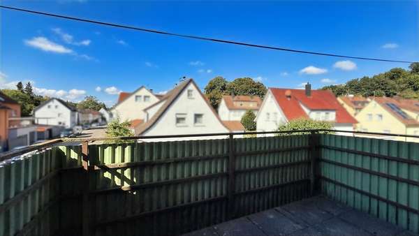 Balkon 1 Balkon 1 - Etagenwohnung in 73525 Schwäbisch Gmünd mit 93m² kaufen