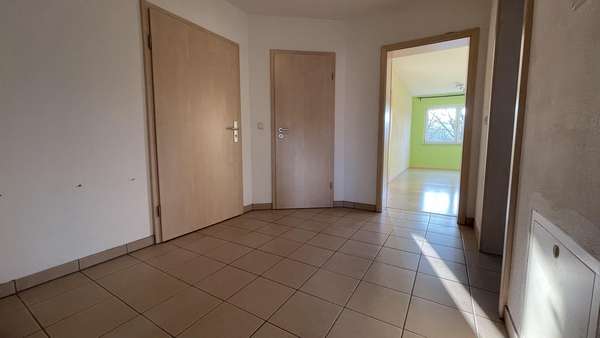 Flur - Etagenwohnung in 73453 Abtsgmünd mit 82m² kaufen