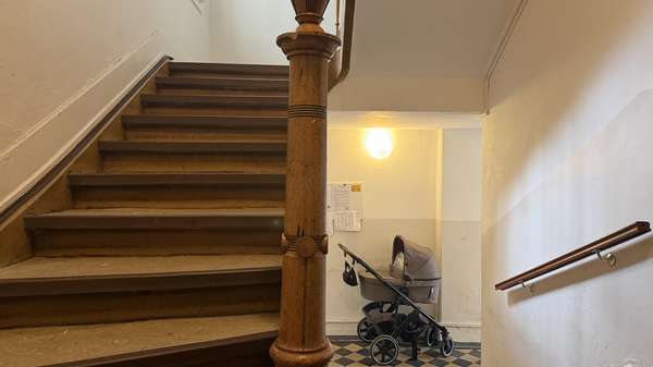 Treppenhaus Treppenhaus - Etagenwohnung in 73430 Aalen mit 103m² kaufen