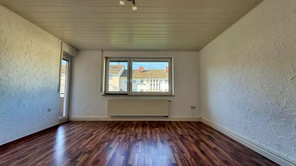 Zimmer Zimmer - Etagenwohnung in 73433 Aalen mit 70m² kaufen