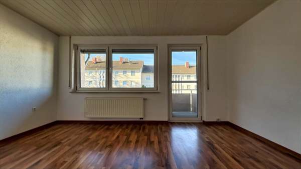 Zimmer Zimmer - Etagenwohnung in 73433 Aalen mit 70m² kaufen