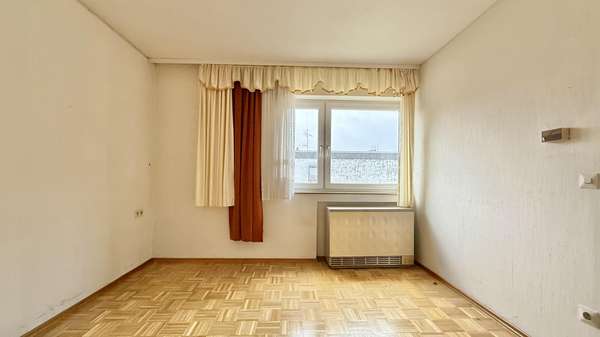 Zimmer Zimmer - Etagenwohnung in 73447 Oberkochen mit 77m² kaufen