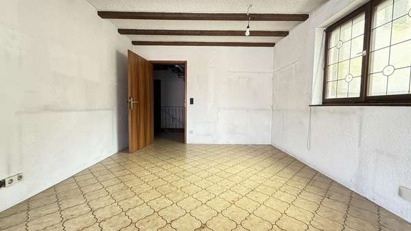 Wohn-Esszimmer 1. Obergeschoss - Sonstige in 73525 Schwäbisch Gmünd mit 220m² kaufen