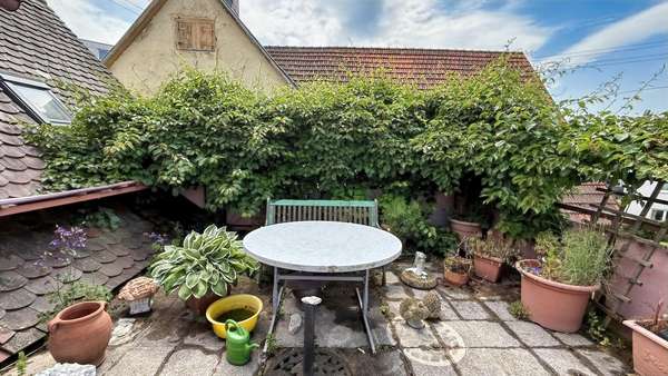 Terrasse - Zweifamilienhaus in 73529 Schwäbisch Gmünd mit 161m² kaufen