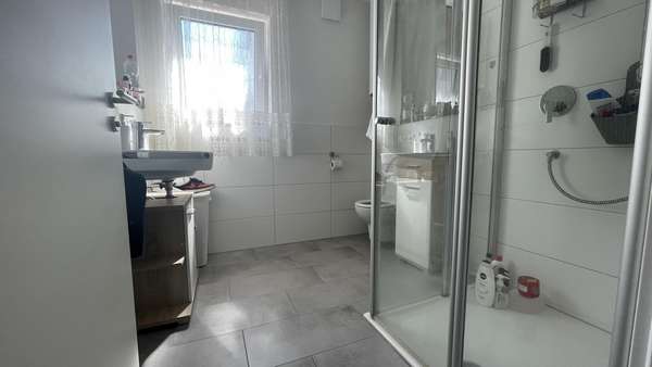 Badezimmer - Erdgeschosswohnung in 73525 Schwäbisch Gmünd mit 49m² kaufen