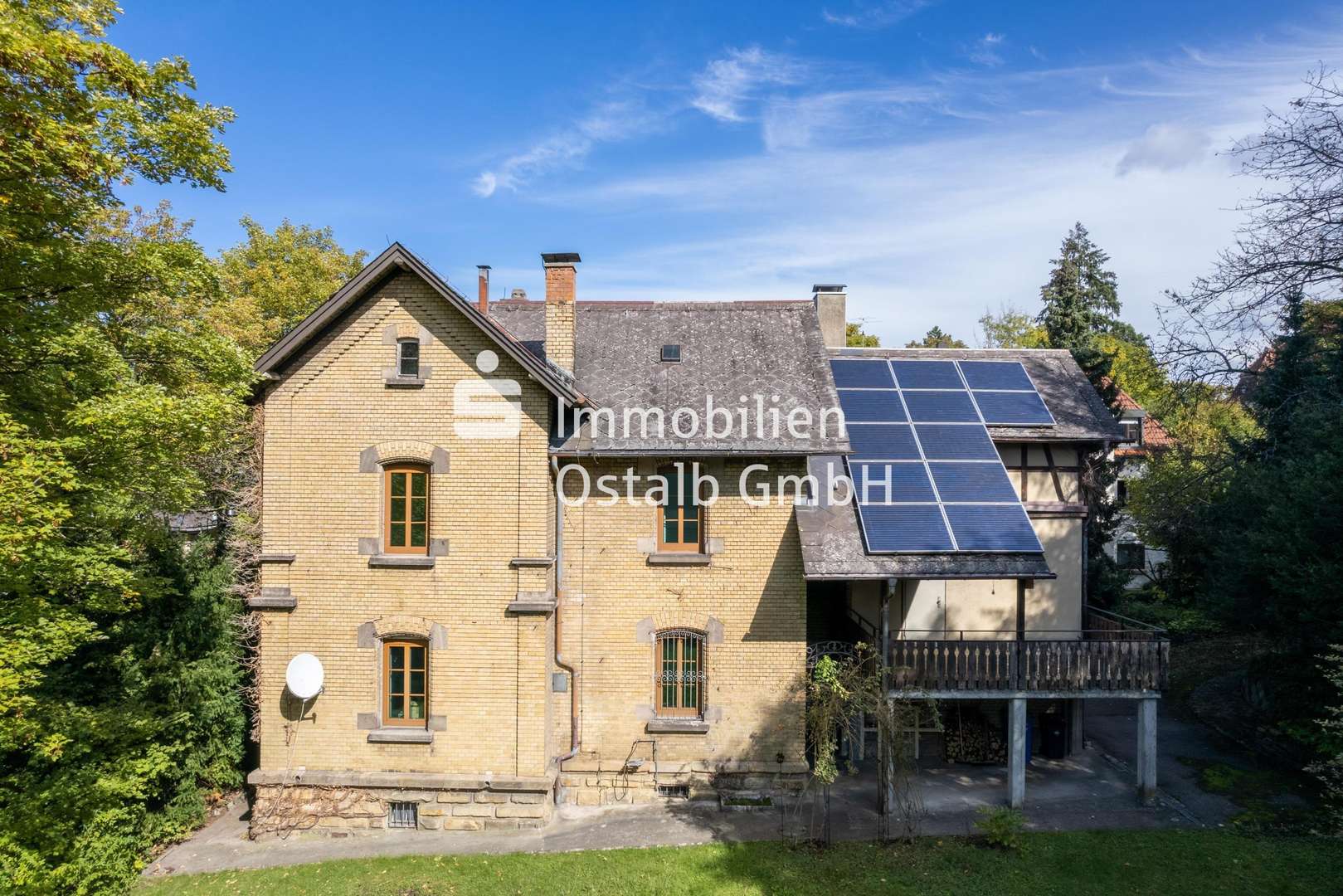 Außenansicht - Einfamilienhaus in 73525 Schwäbisch Gmünd mit 233m² kaufen