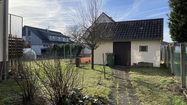 Garten - Zweifamilienhaus in 73529 Schwäbisch Gmünd mit 217m² kaufen