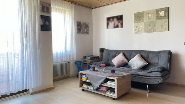 Wohn-/ Esszimmer - Doppelhaushälfte in 73529 Schwäbisch Gmünd mit 96m² kaufen