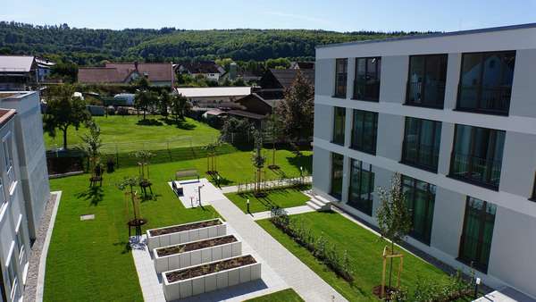 Garten - Appartement in 73466 Lauchheim mit 68m² mieten